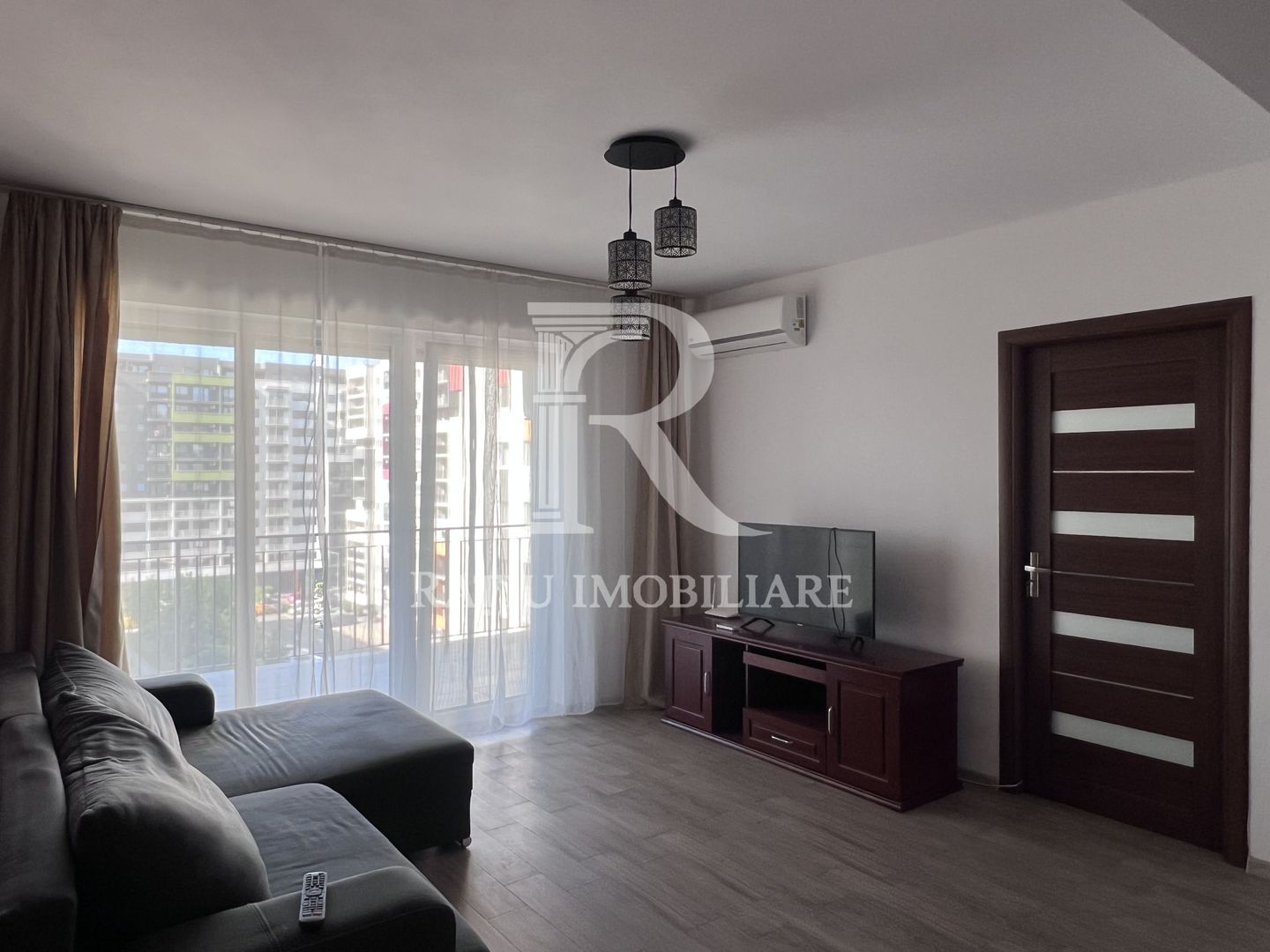 Apartament cu 2 camere | parcare subterana | Iosia Rezidence | Oradea - Poză 1