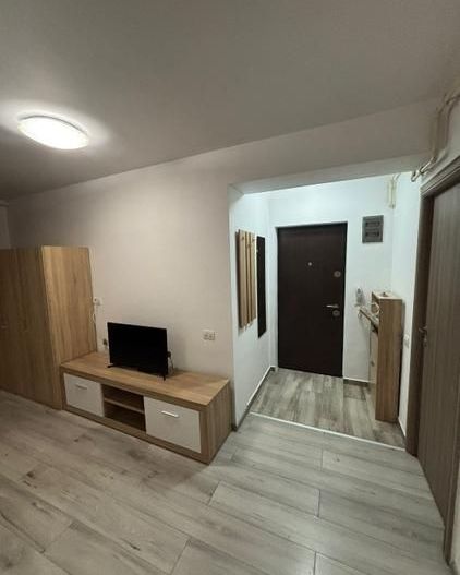 De inchiriat garsoniera , Liberty Centre - Poză 4