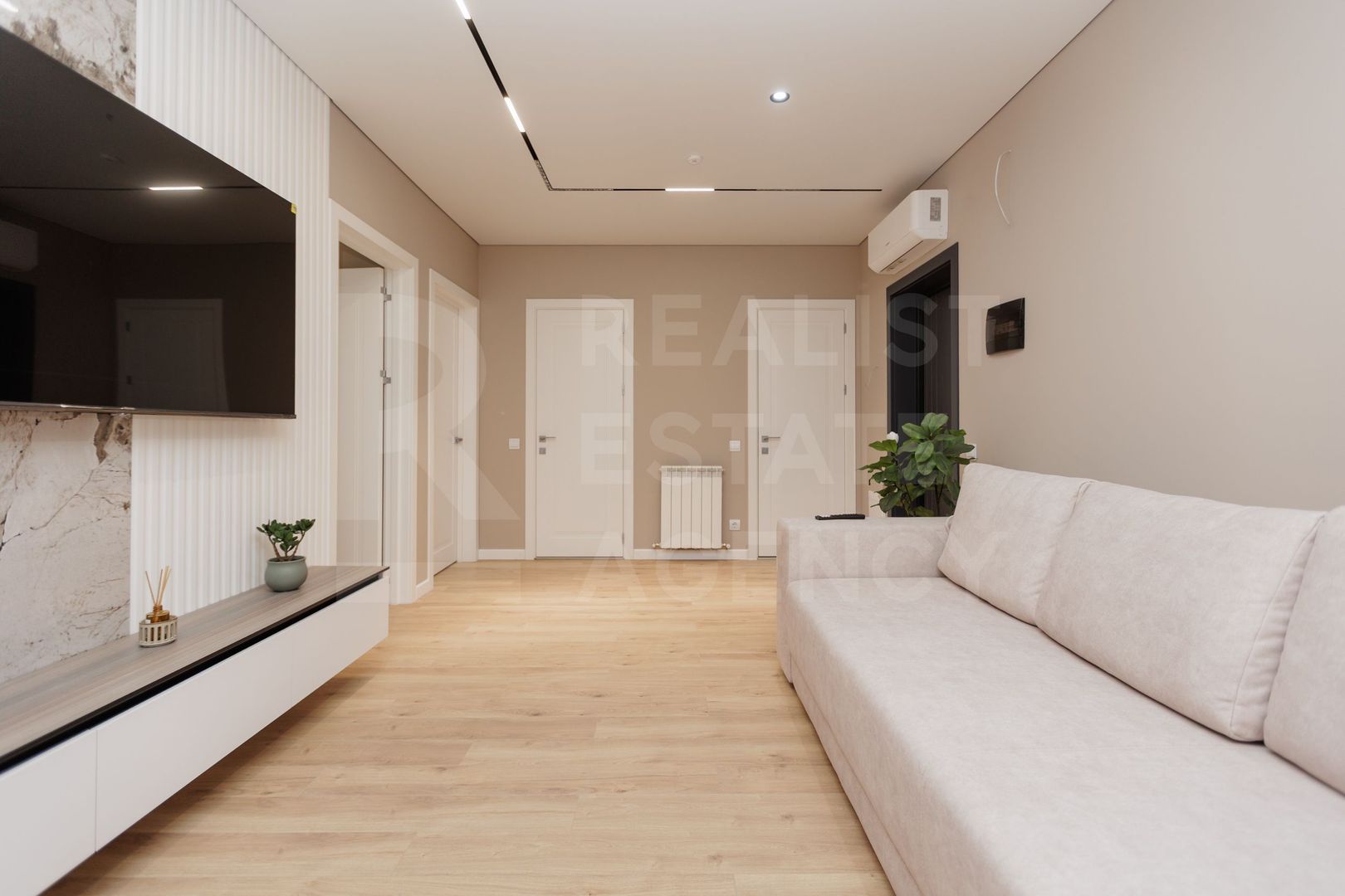 Vânzare, apartament, 2 camere, strada Vasile Lupu, sectorul Buiucan - Poză 2
