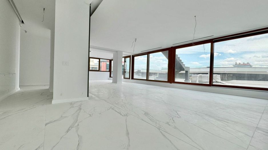 Penthouse 4 camere cu rooftop 150mp - Poză 2