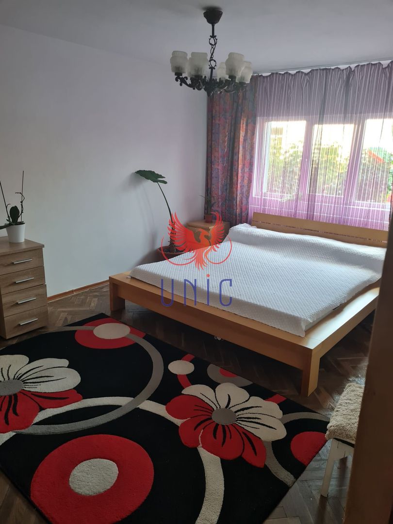 Apartament 3 camere decomandat parter, 1 Mai - Poză 1