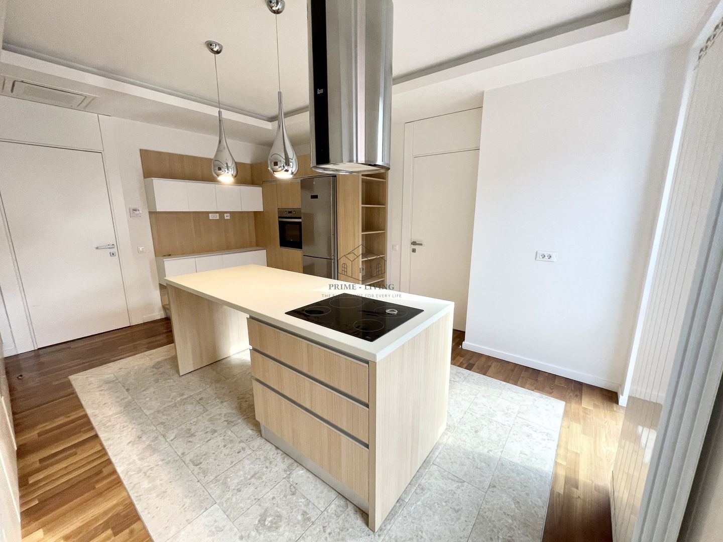 APARTAMENT CU 4 DORMITOARE DEOSEBIT LA INCHIRIERE LANGA PARC KISELEFF - Poză 2