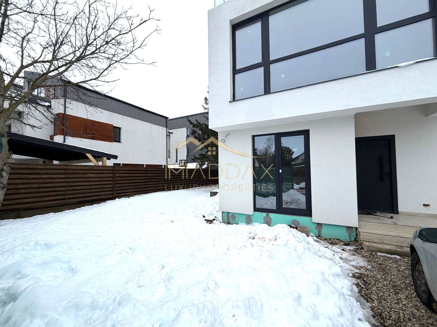 Vila moderna 6 camere // 190mp // teren 300mp // Tunari - Poză 30