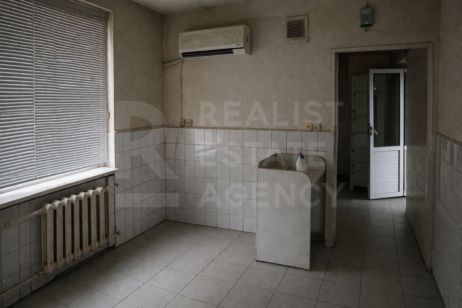 Chirie, spațiu comercial, 30 mp, str. Decebal, Bălți - Poză 4