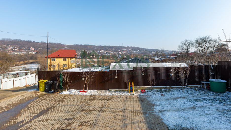 Casă nouă de vânzare în Mărgineni, județul Bacău - Poză 37