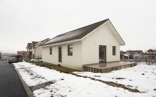 Casa de vanzare Parter Zona dealuri Oradea - Poză 1