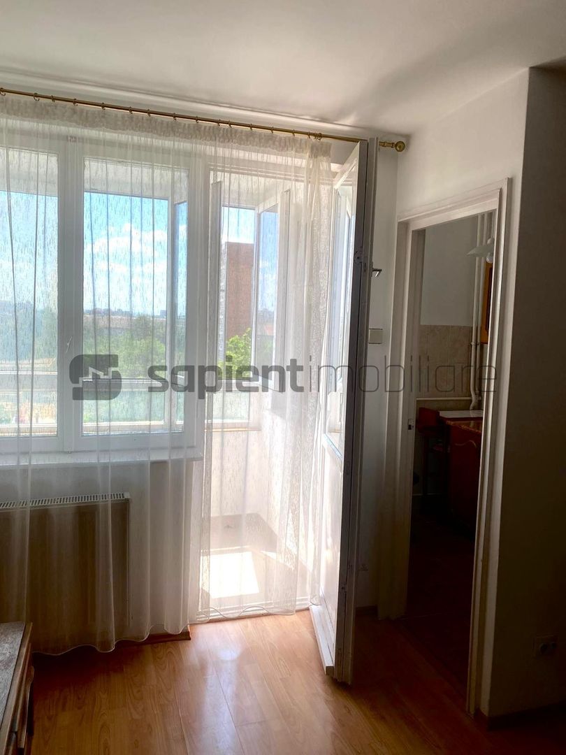 GARSONIERA IN ORADEA - Poză 6