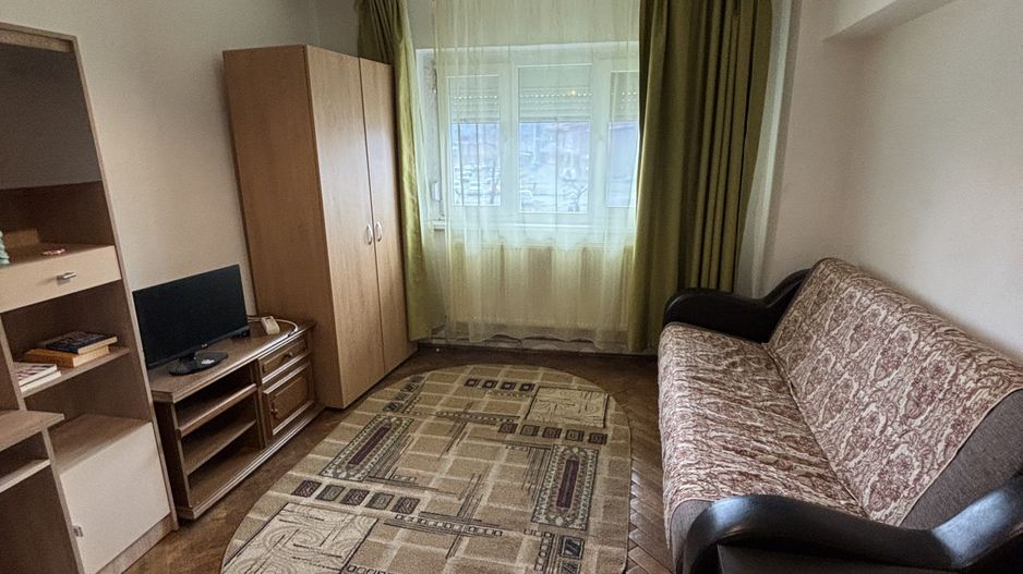 Apartament  modest, 2 camere zona Gheorghe Lazar - Poză 2
