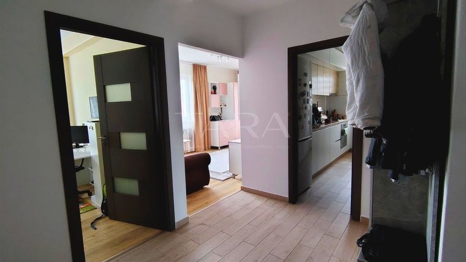 Apartament cu 2 camere recent renovat, zona Parcul Poligon. - Poză 4