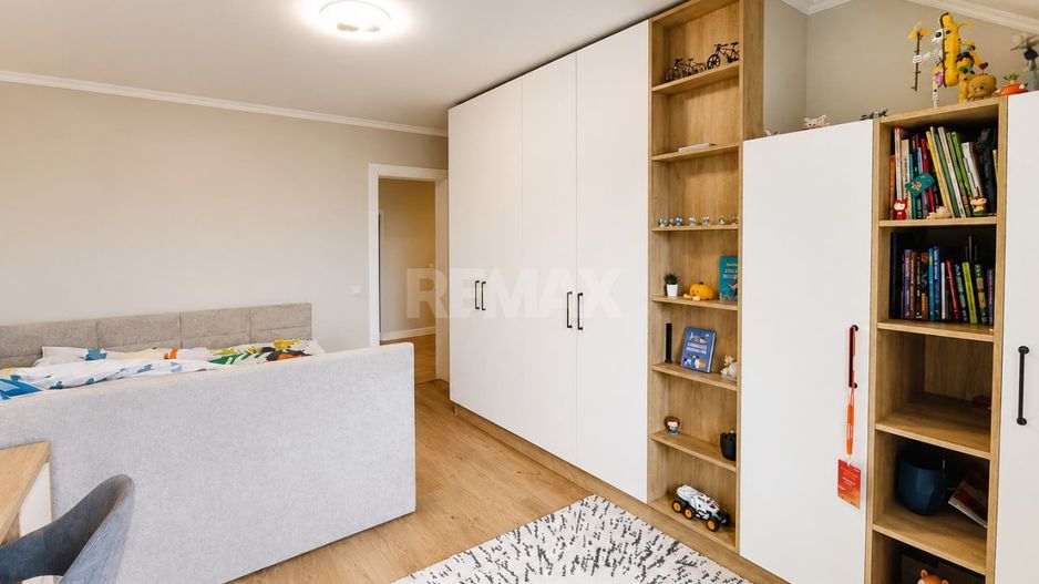Casă 3 + Living, renovată | 17 ari | Panouri fotovoltaice | Pompă de căldură | Măgdăcești - Poză 25
