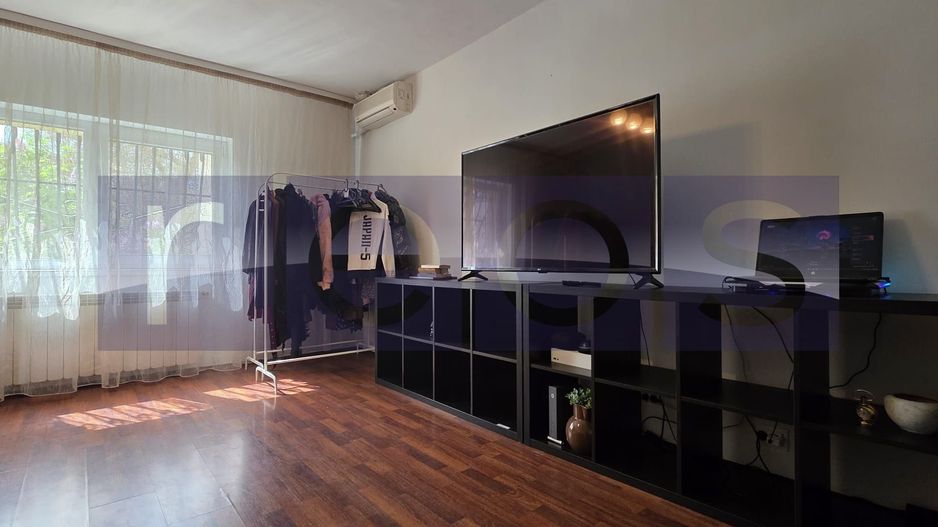 VANZARE 3 CAMERE DECOMANDAT  - MALL VITAN - Poză 2