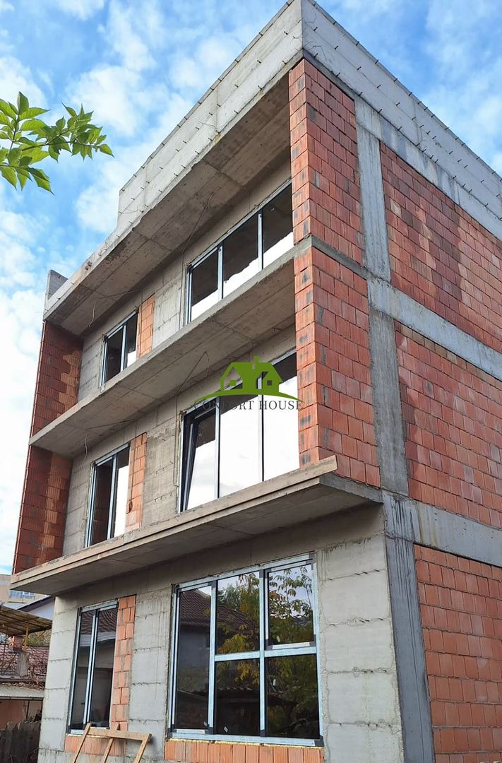 Ap.3 Cam.Nr.1-Et.1 .BL.Nou, cartier Traian-Cecilia Storck , Rm.VL - Poză 2