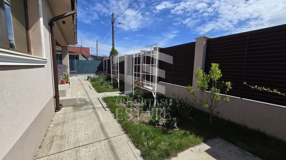 TUZLA - 3 camere | modern | lux | gata de mutat | complet mobilata - Poză 13