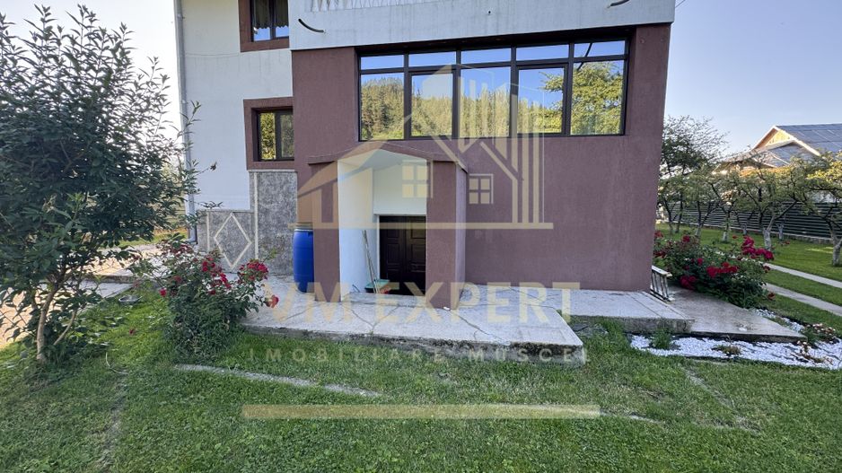 VILA S+P+E-306 MP, TEREN 2078 MP, CAMPULUNG - Poză 58