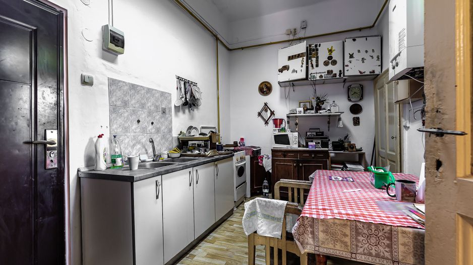 Oportunitate imobiliară! Clădire cu 18 apartamente - Poză 5