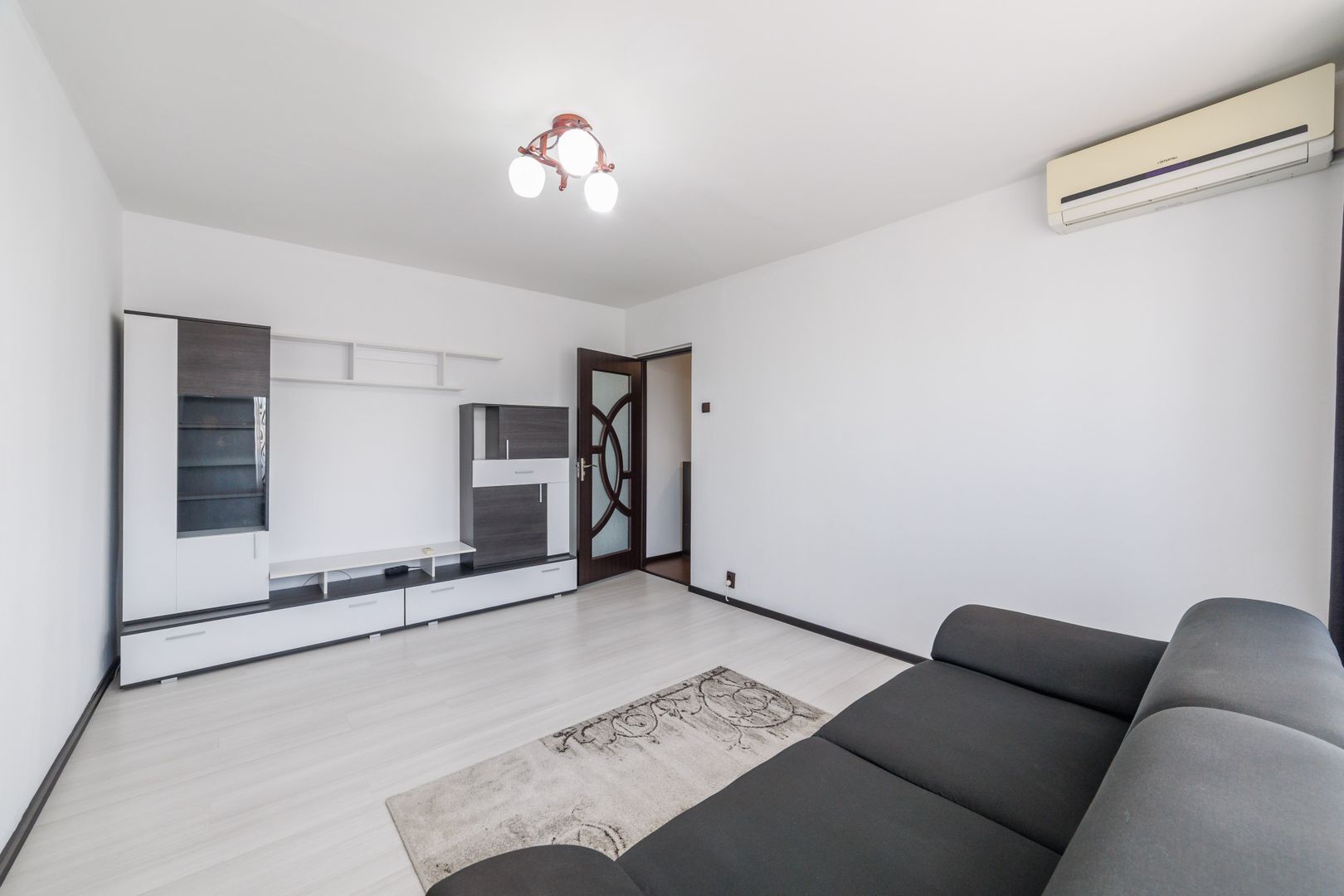 Apartament gata de mutat cu 2 camere si parcare inclusa – Banat - Poză 4
