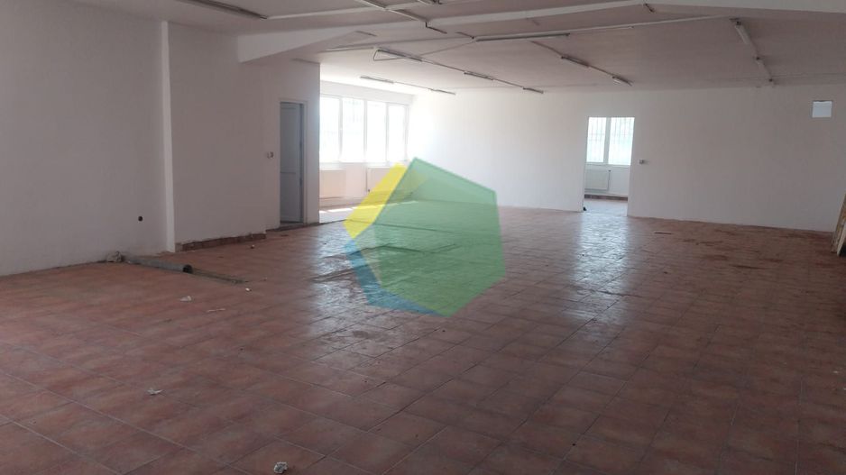 Spațiu comercial – 200 mp | Rampa auto | DN1 Otopeni - Poză 2
