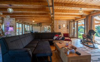 De vanzare casa unica pe teren de 3400mp, cu iaz si gradina - Borhanci - Poză 8