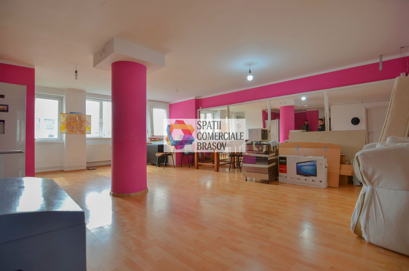 Apartament cu trei camere, zona Centrul Civic - AFI 87 mp - Poză 1