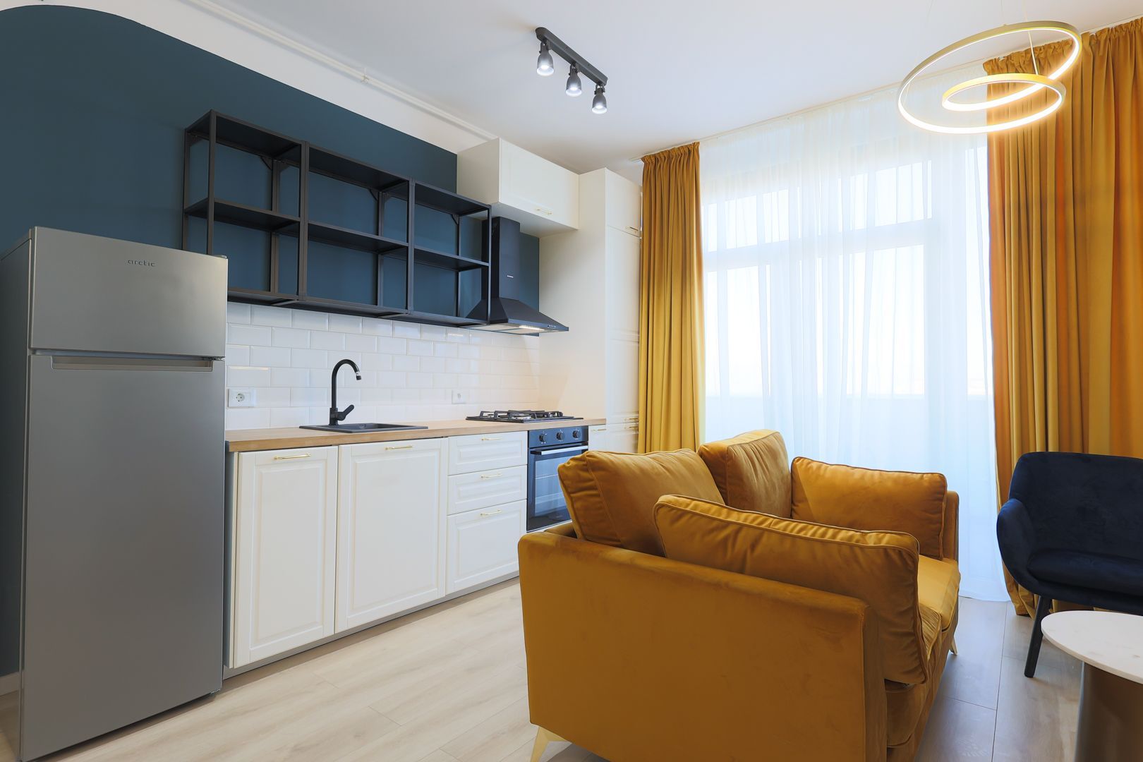 Apartament cochet, mobilat și utilat, lângă AFI și Atrium MALL - Poză 2