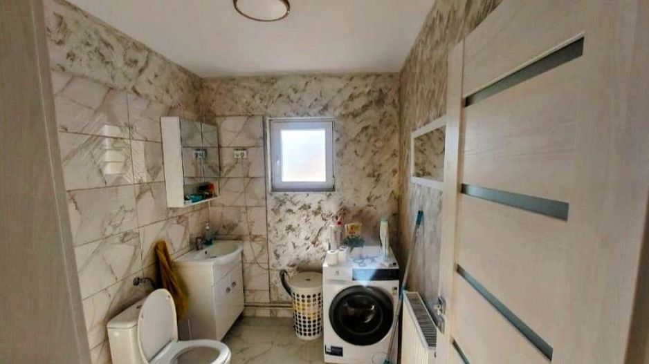 Casa individuală P+M, zonă liniștită, în Vatra veche a satului - Poză 8
