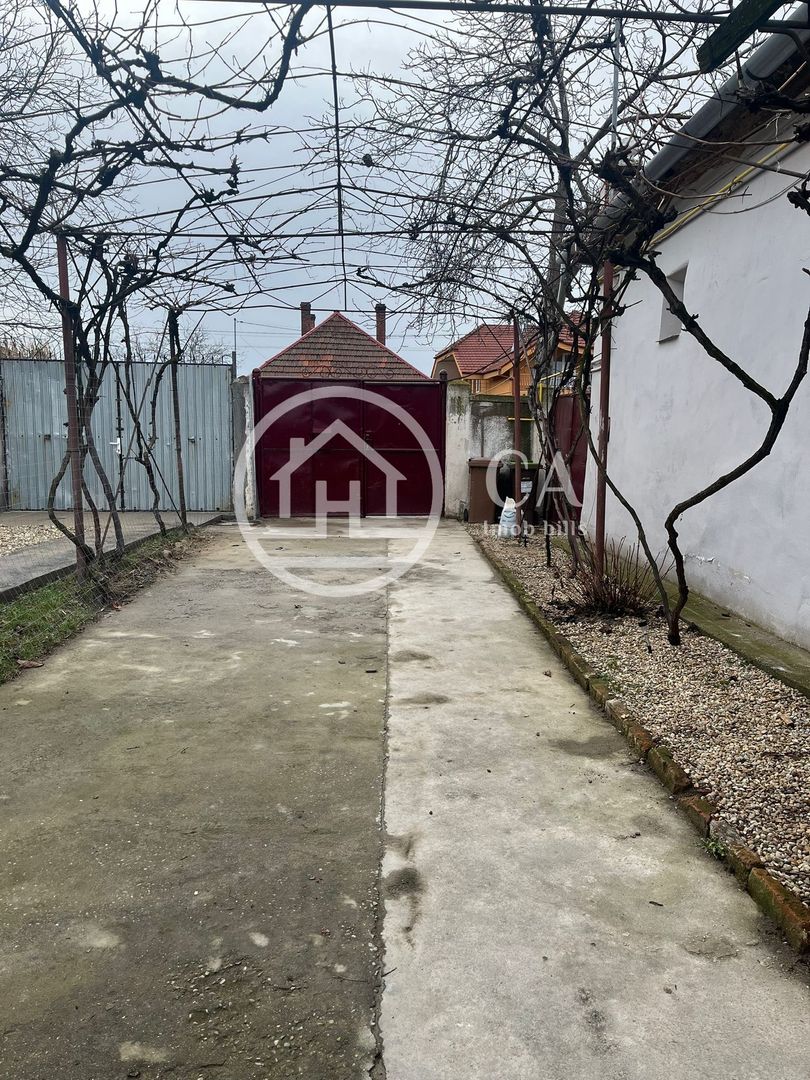 Casă de închiriat cu 3 camere în zona Episcopia, Oradea. - Poză 10