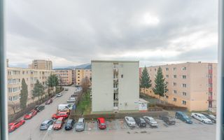 Garsoniera mobilata cu loc de parcare - Poză 11