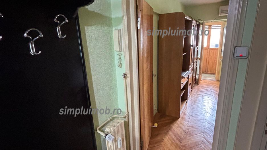 Unirii Decebal 3 camere decomandat 80 mp - Poză 19