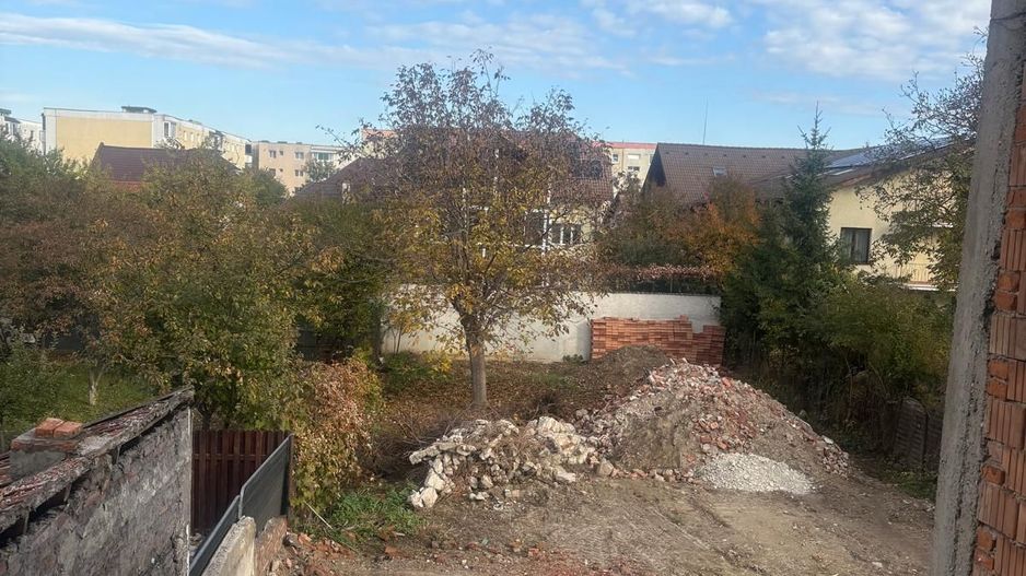 Super Oferta,Teren intre case! - Poză 1