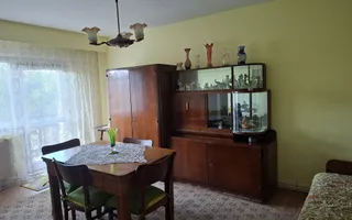 Apartament cu 4 camere de vanzare/centru Turda - Poză 11
