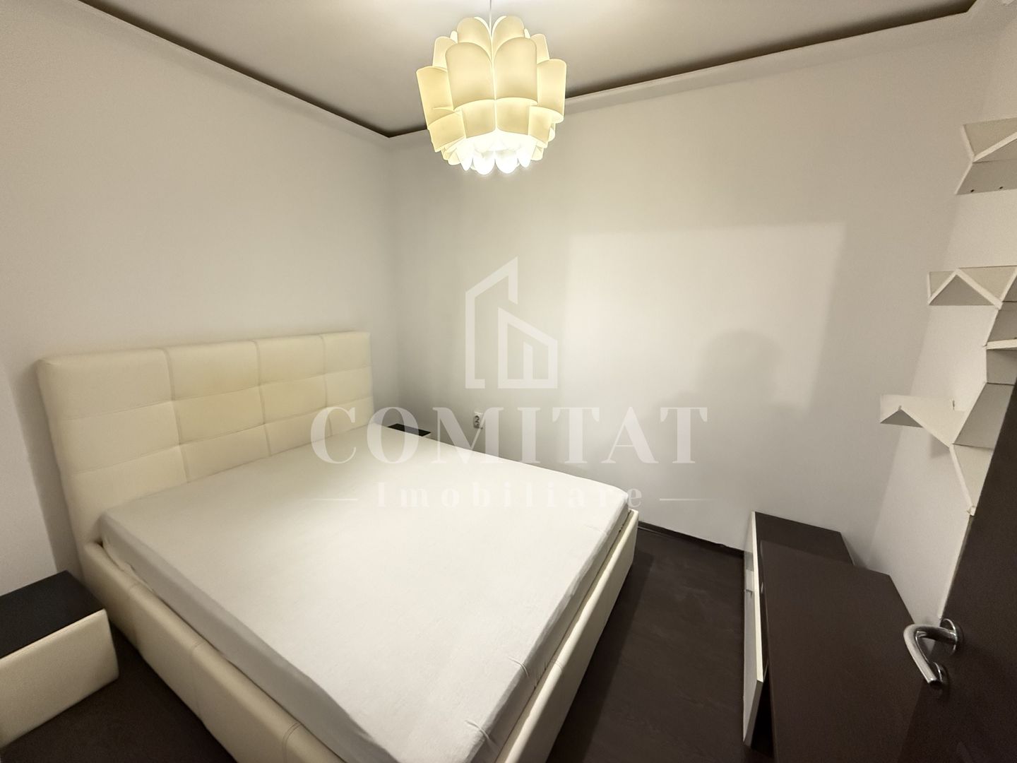 Apartament cu 1 cameră + nișă de dormit |Parcare| Muzeul Apei-Florești - Poză 3