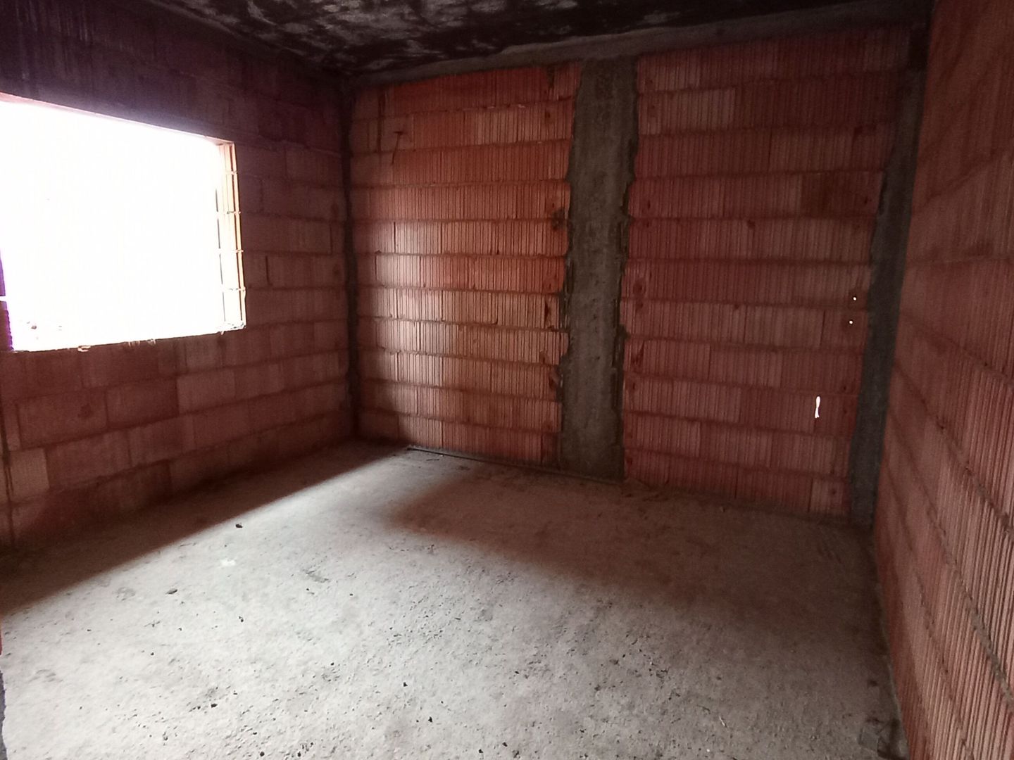 Sanandrei Casa Individuala Pe Parter, Suprafete Generoase, Bucatarie Separata - Poză 3