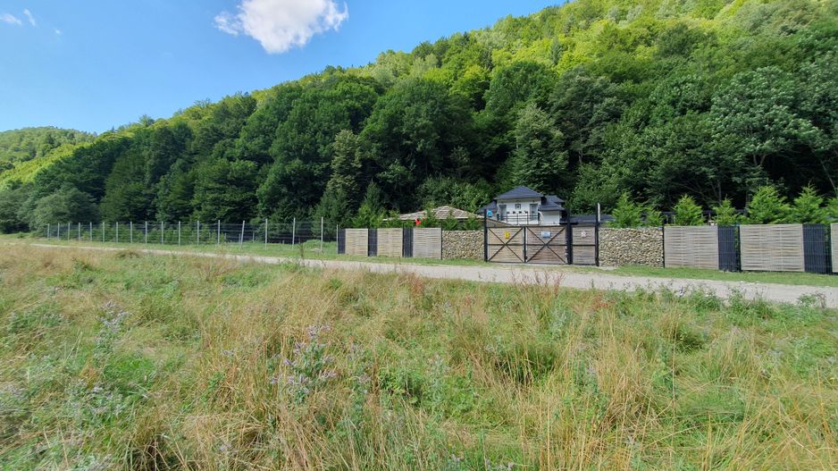 Superb!Zarnesti, Piatra Craiului, teren intravilan 1000mp, acces direct  la rau - Poză 10