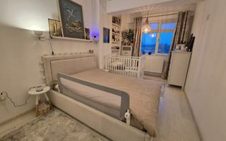 Apartament modern 3 camere 55 mp in zona Palas Mall - Poză 2