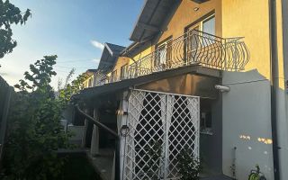 Duplex de vânzare, Valea Lupului, 93,2 mp, P+E+pod+terasă, str. fundaș asfaltată, panouri solare - Poză 1