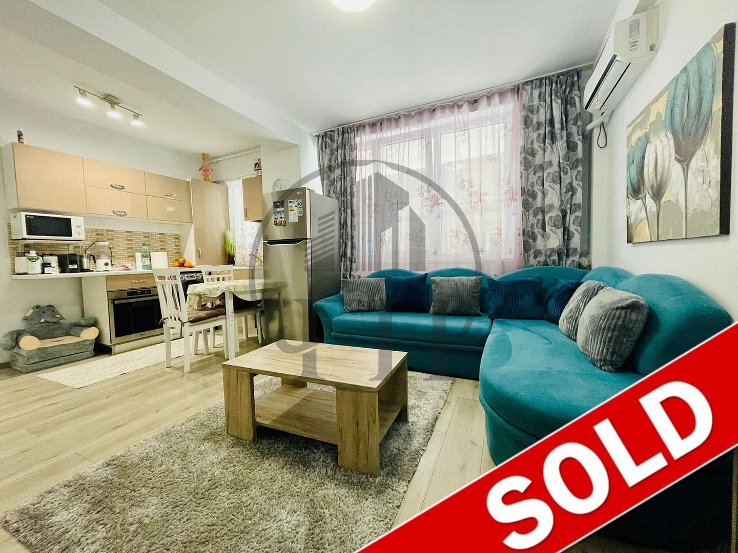 SOLD / VANDUT Apartament cu 2 camere de vânzare în Mamaia - Poză 1