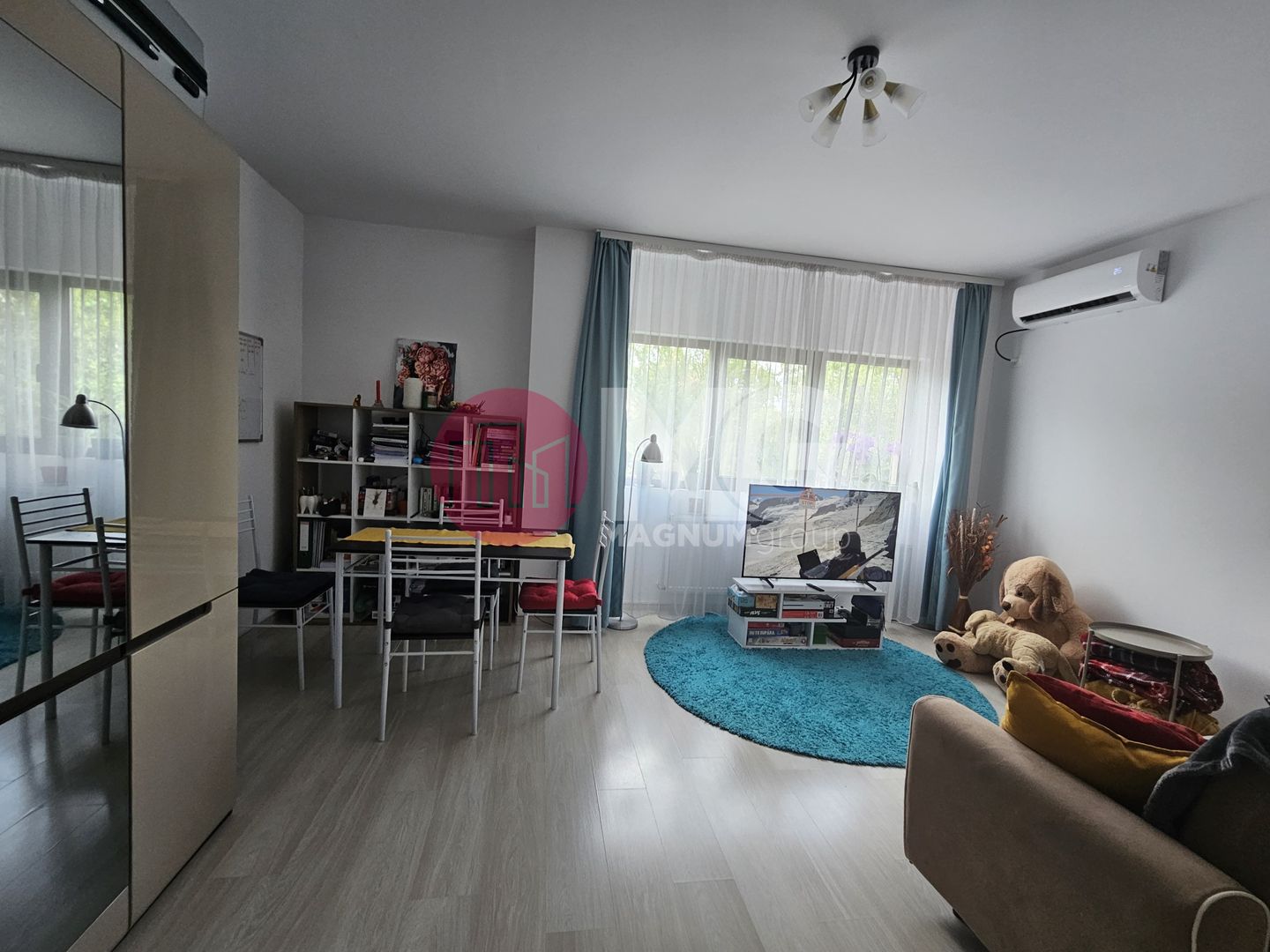 Apartament 2 camere de vanzare zona Trapezului - Poză 1