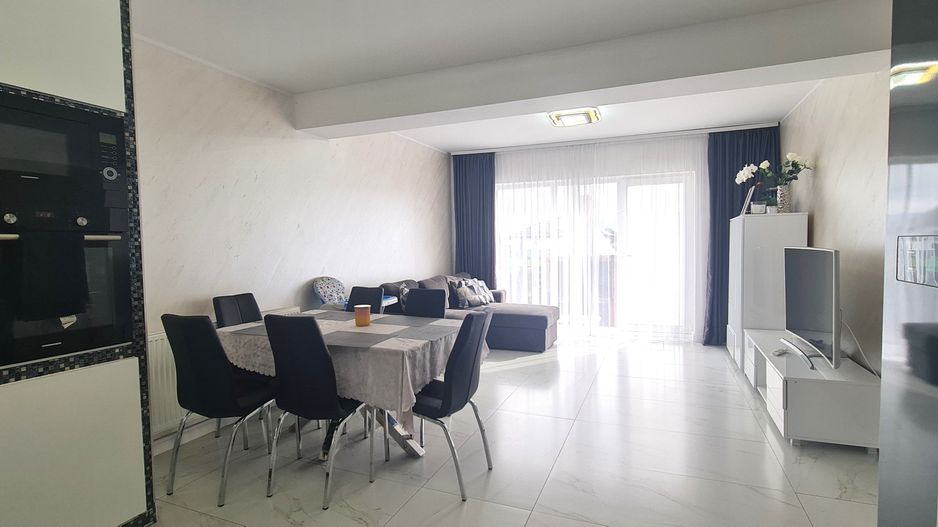 Casa 4 camere complex rezidential intrare Tarlungeni Brasov - Poză 2