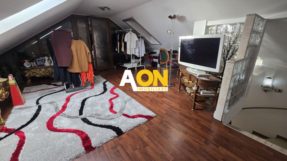 Casa Individuala 5 Camere, Zona Hotel Cetate - Poză 16