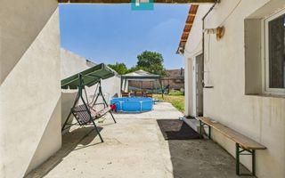 Casă cu 3 camere, anexe  locație Premium în Pecica - Poză 2