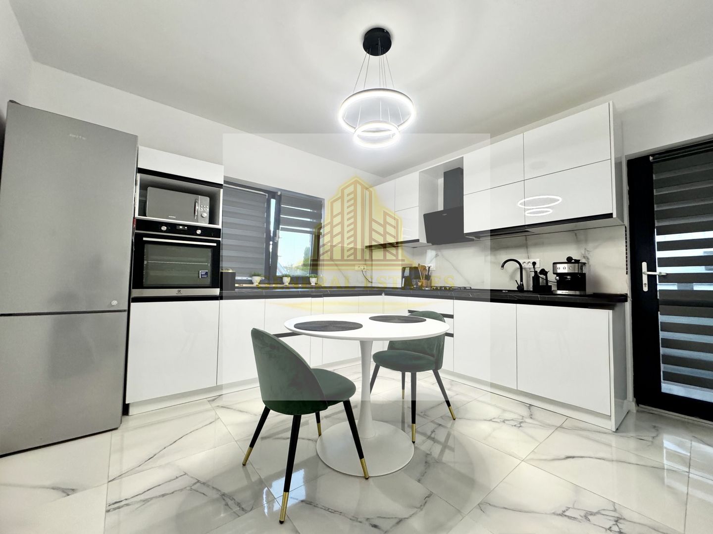 Vânzare Casă - P+ 1 - 116 m.p. - Mutare imediată în Lunca Cetățuii - Poză 16