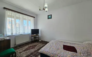Casa Sibiu central 5 camere, 4 bai - Poză 14