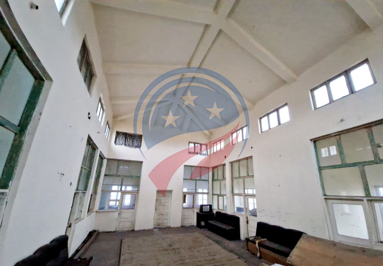 SPATIU  COMERCIAL   PIATA FILIASI  354 mp - parter+etaj - Poză 4