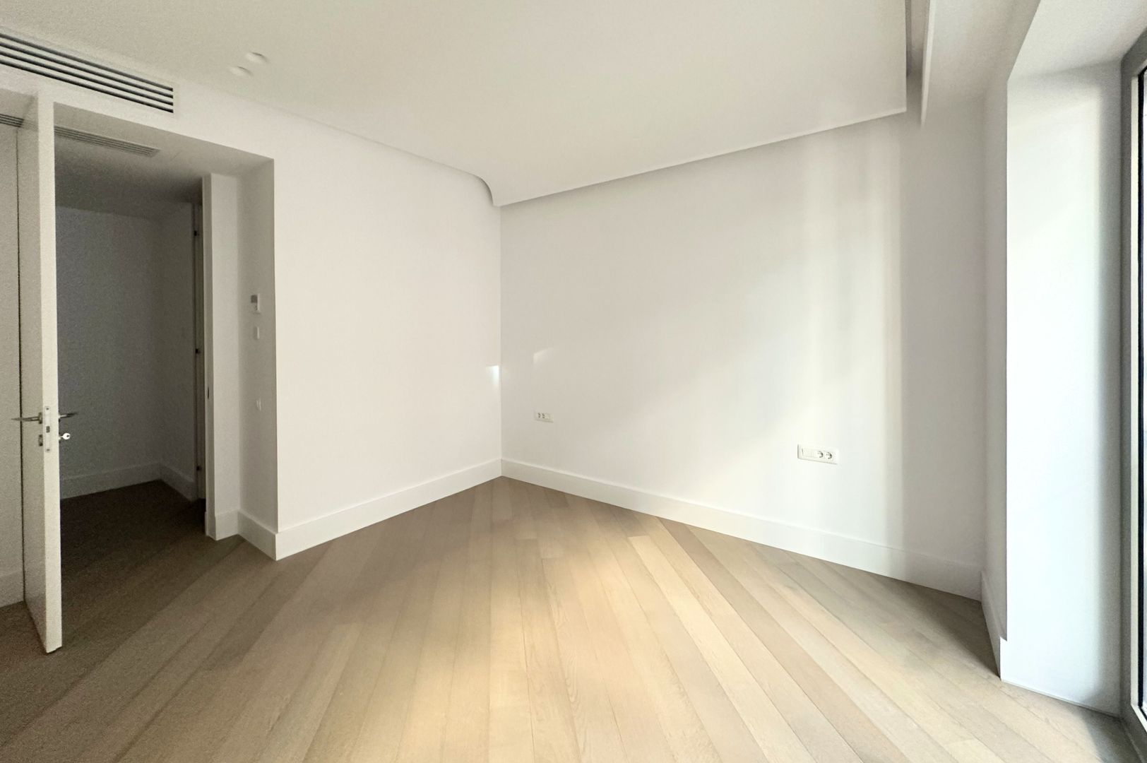 Apartament 3 camere în complexul rezidențial de lux Cortina Iancu Nicolae - Poză 21