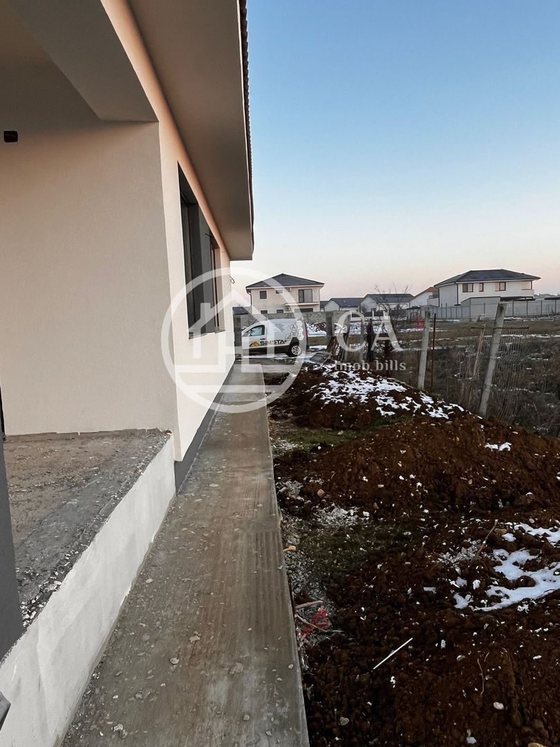 Casă de vânzare cu 4 camere in cartierul Bălcescu, Oradea - Poză 16