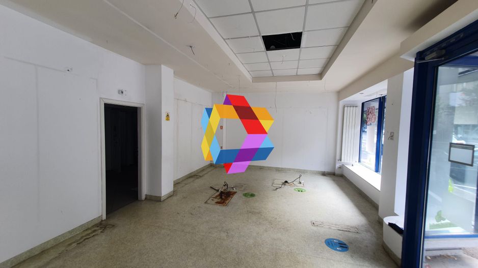 Spațiu comercial cu vad - 107 mp - Poză 1