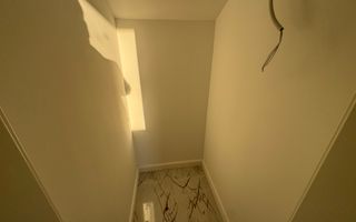 Comision 0%. Panouri si pompa de caldura. Despartit prin camera tehnica - Poză 19