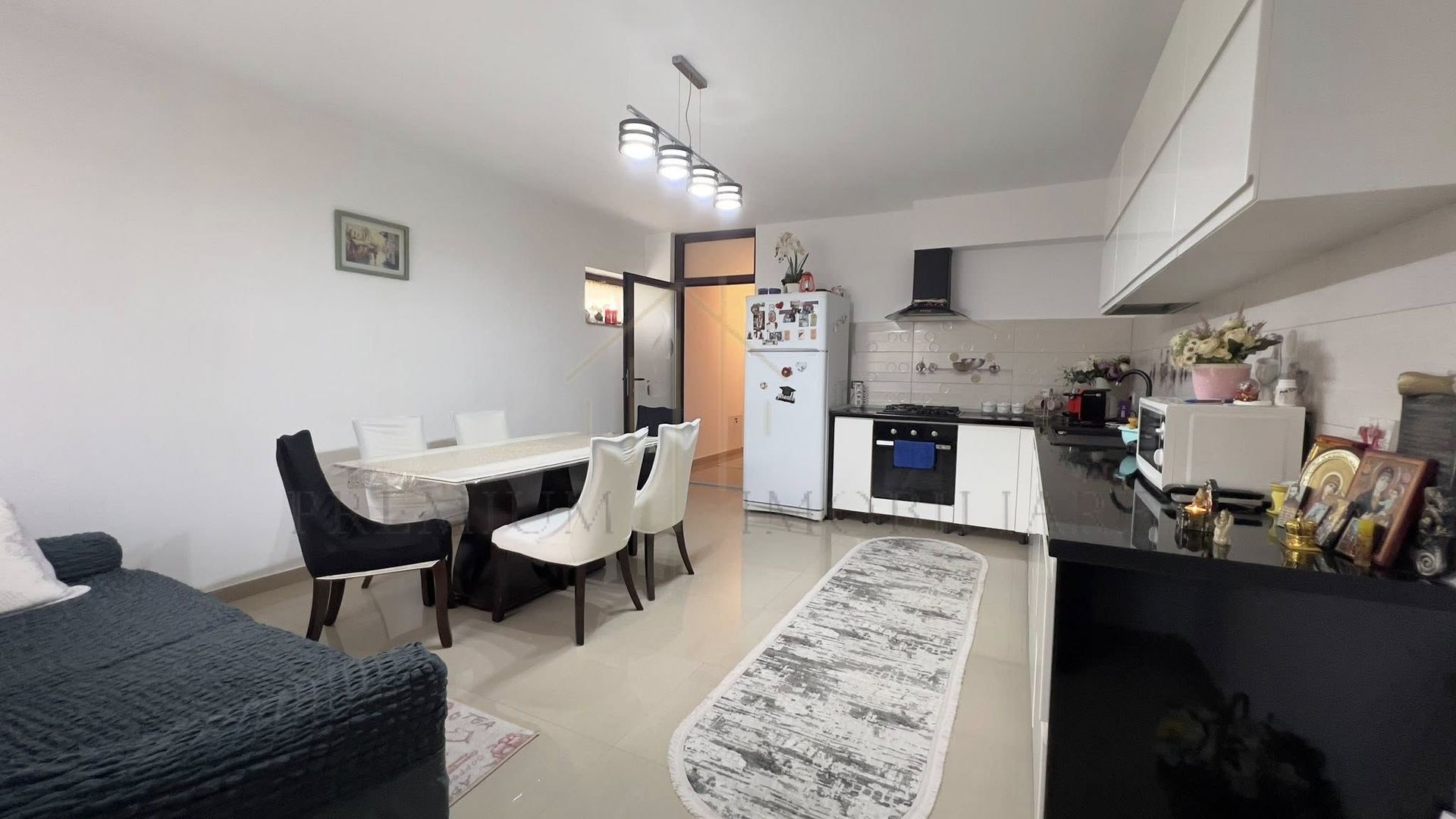 Casa de vanzare - Lupesti - Poză 11