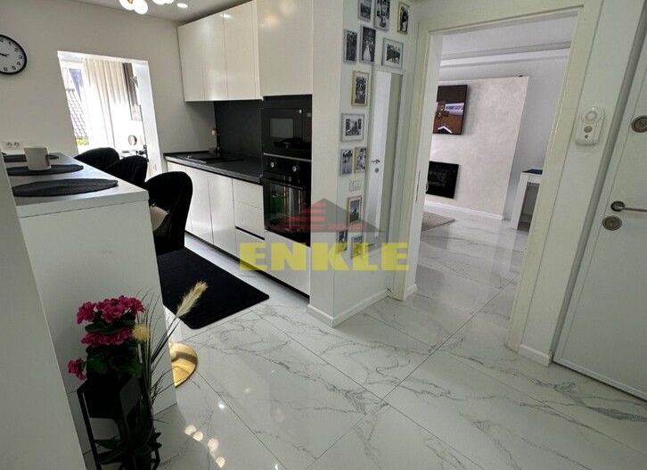 De vânzare apartament cu 2 camere decomandat, etaj 1 - Poză 3