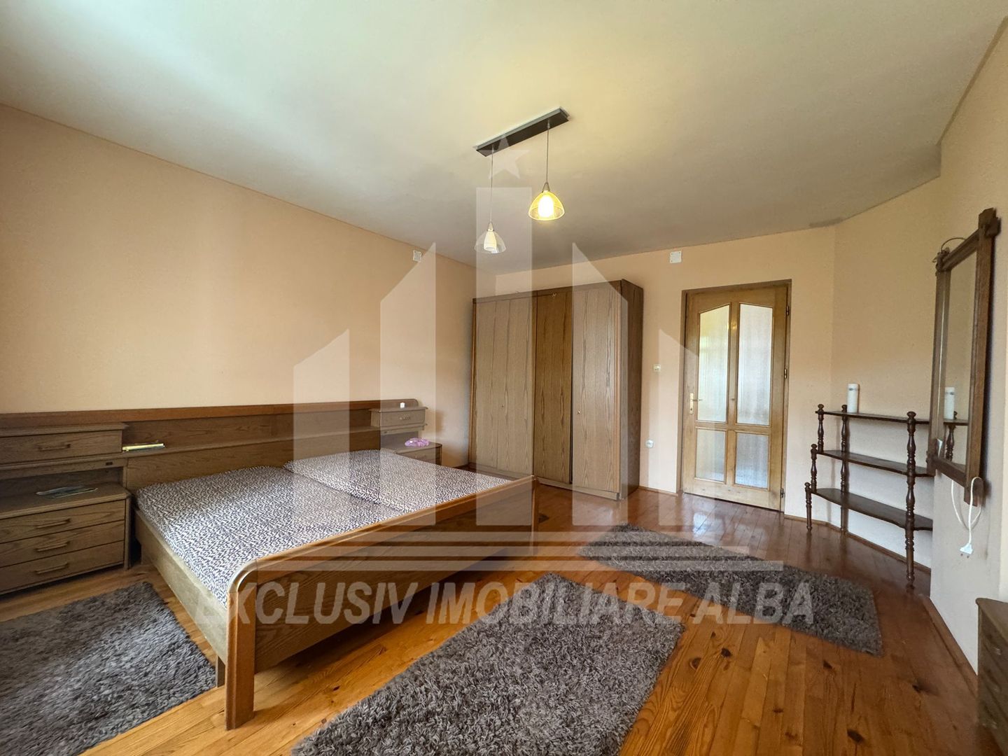 Casa individuala | Pensiune | 380 mp | 1377 mp teren | Cetate - Poză 7